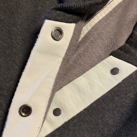 Lululemon Cardigan Sweater Size 2 - Picture 8 of 9